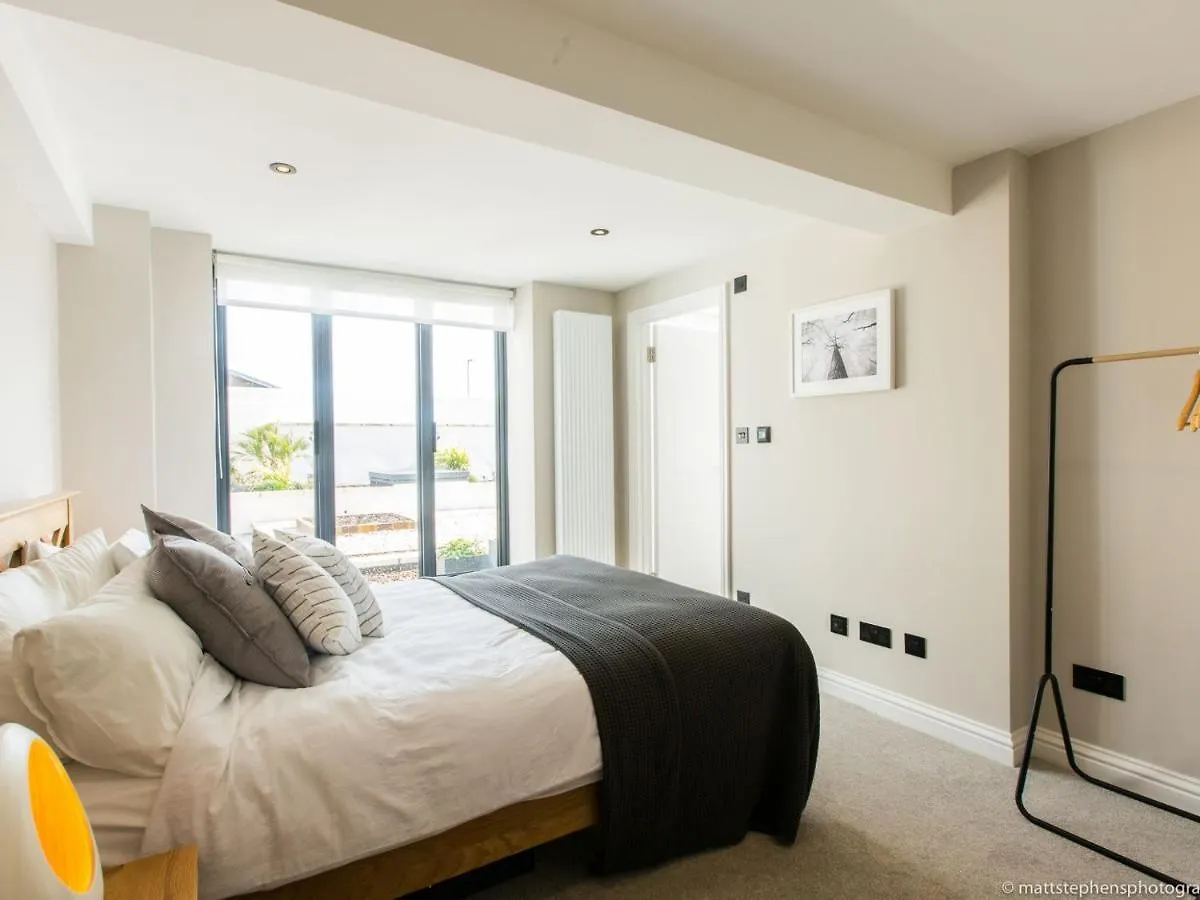 Luxury 3Bdr Conversion W/Private Rooftop Terrace Brighton Holiday home