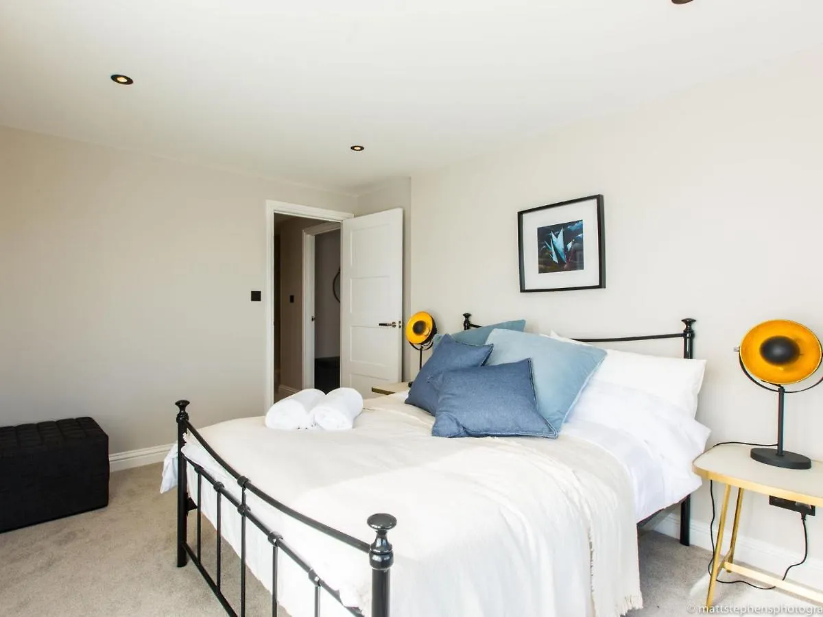 Holiday home Luxury 3Bdr Conversion W/Private Rooftop Terrace Brighton